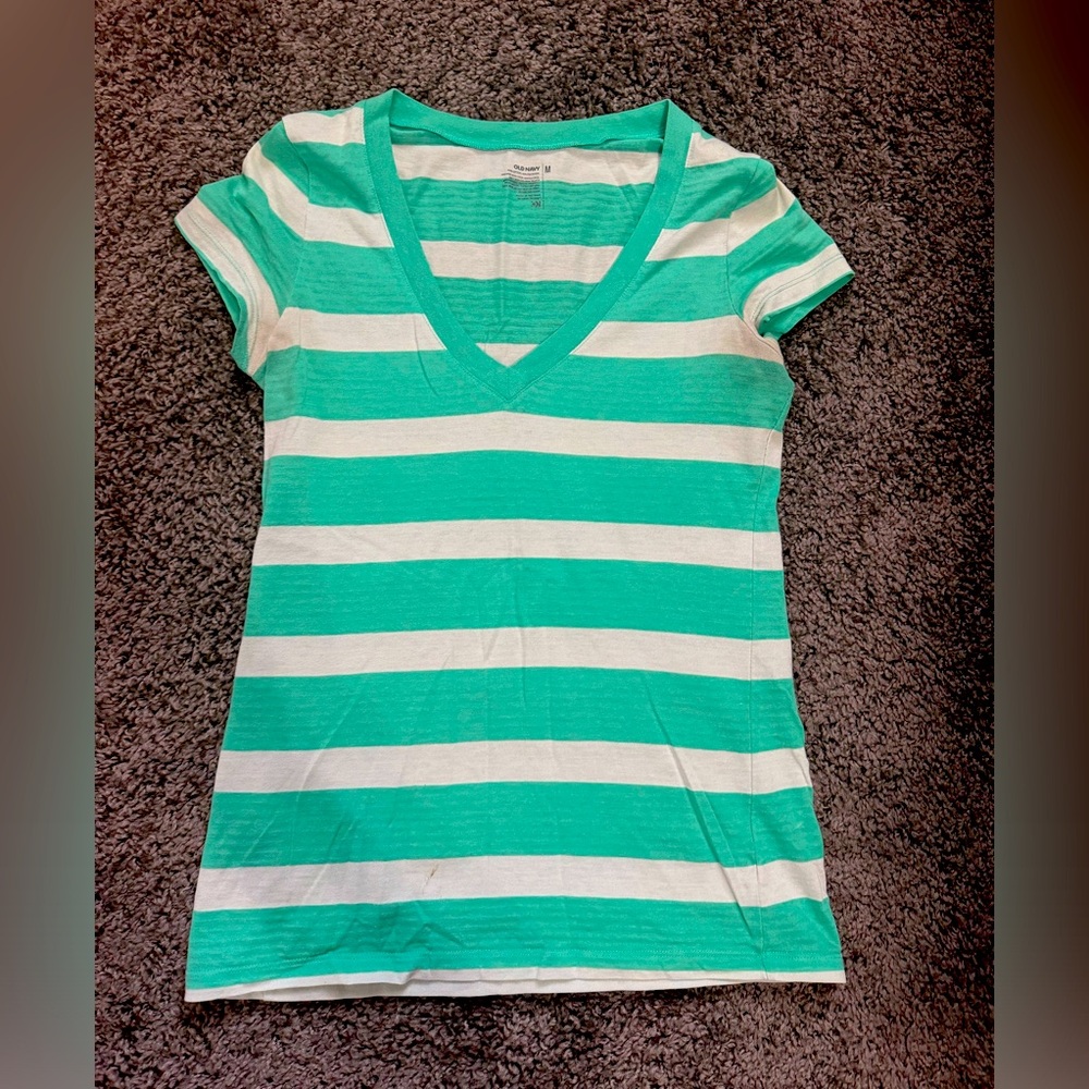 Old Navy vneck